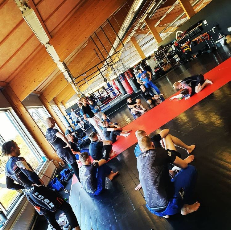Salikuva brazilialainen jiujitsu nogi Palokka fx jiujitsu